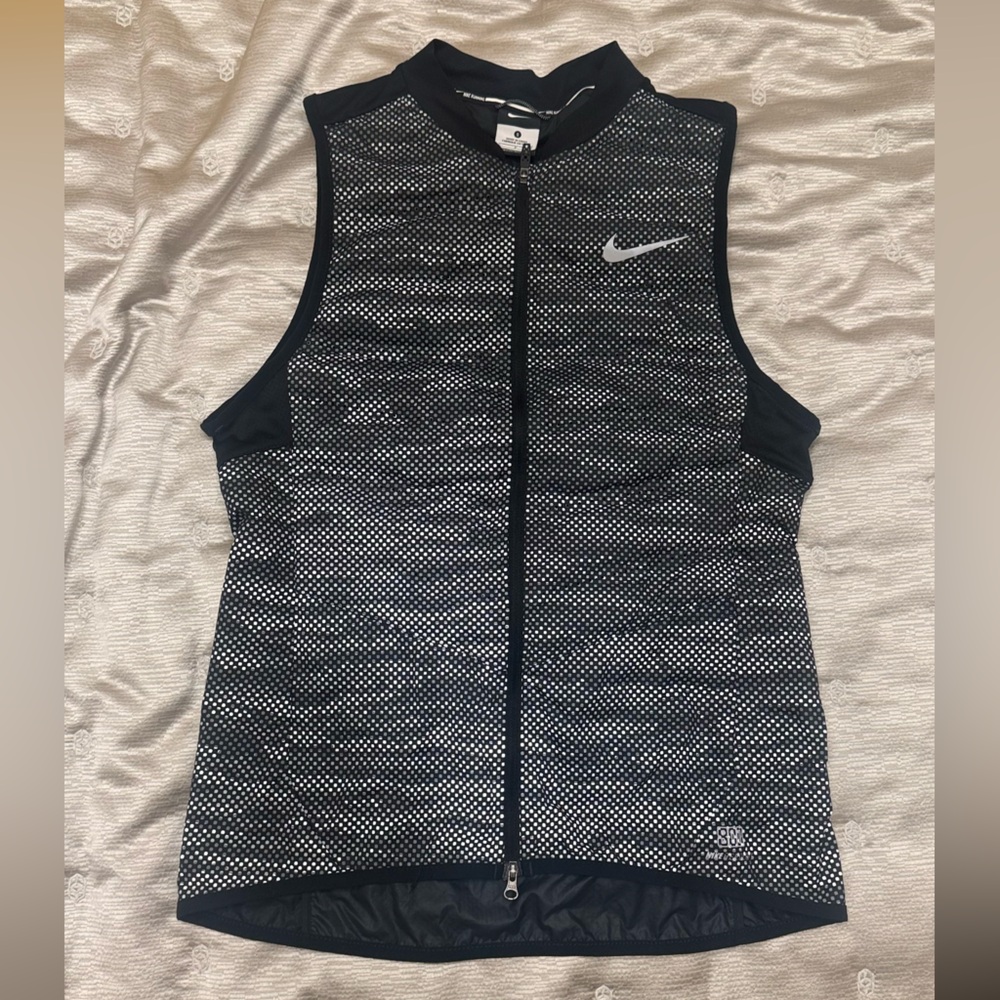 Nike Black and White running vest